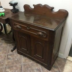 antique walnut wood wash stand, great condition
