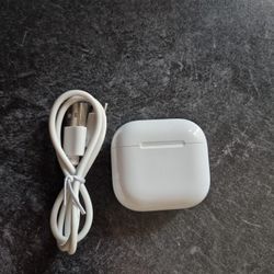 Apple Airpods (Gen 4)