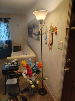 Floor lamp