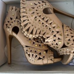 Bebe Heels Size 6 