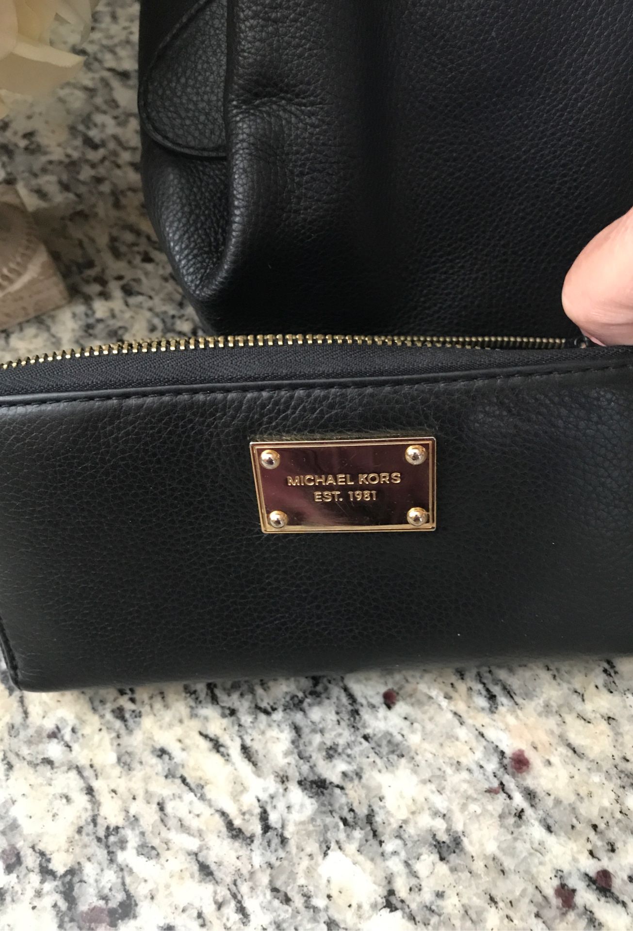 MICHAEL KORS