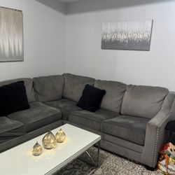 Sectional Sofa 