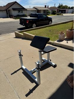 Preacher curl