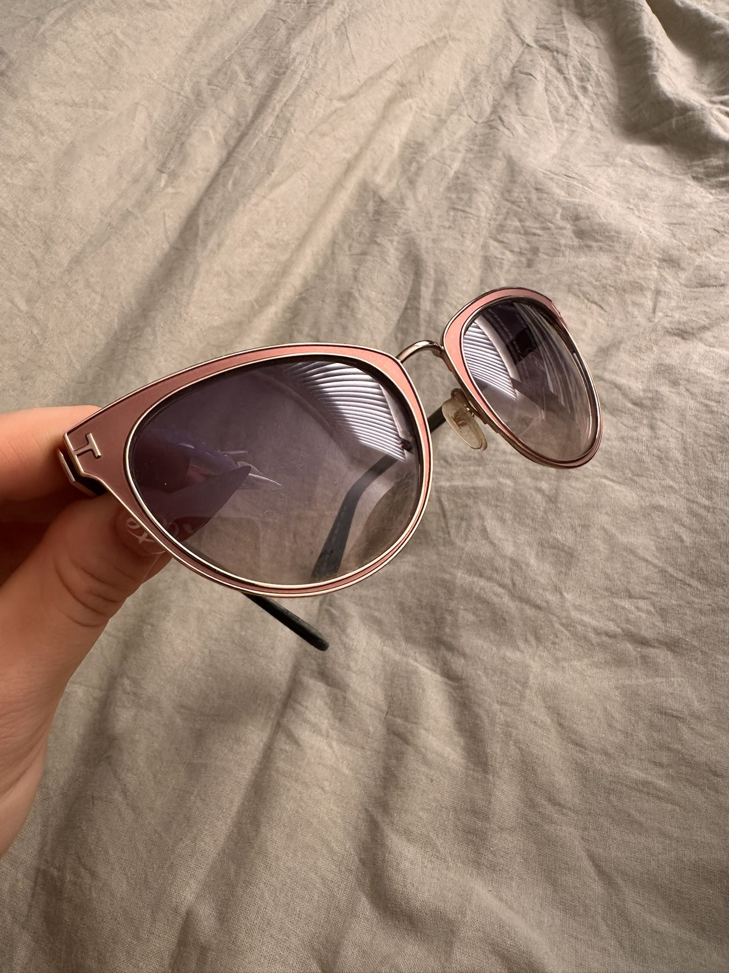 π Tom Ford Cat-Eye Sunglasses β Rose Gold & Pink