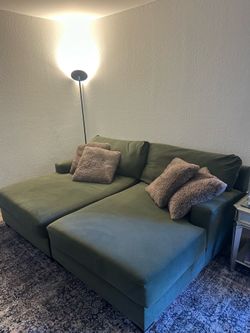 Living spaces chaser couch