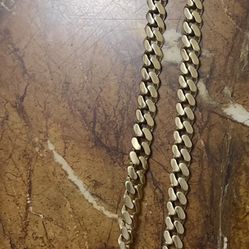 100 GRAM CUBAN LINK WITH PENDANT!