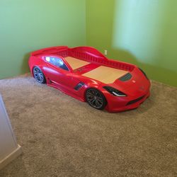 Corvette Bed - Great Condition!