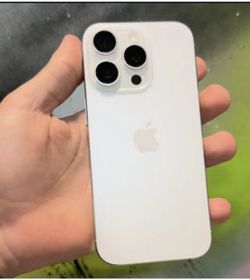 𝚒𝙿𝚑𝚘𝚗𝚎 16 pro  𝚞𝚗𝚕𝚘𝚌𝚔𝚎𝚍 𝚠𝚒𝚝𝚑 𝚠𝚊𝚛𝚛𝚊𝚗𝚝𝚢