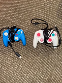 Nintendo Switch GameCube controllers