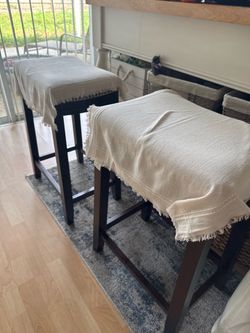 Counter Height Stools Set