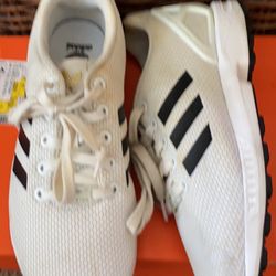Adidas Size 5 Boys 
