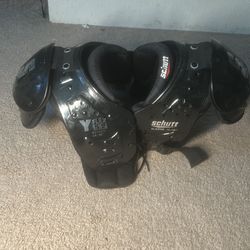 Schmitt shoulder pads