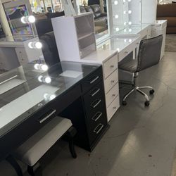 Vanities!!!! Come Get Yours @ FURNITURE LOVE 💕 Same Day Delivery Service 🚚 