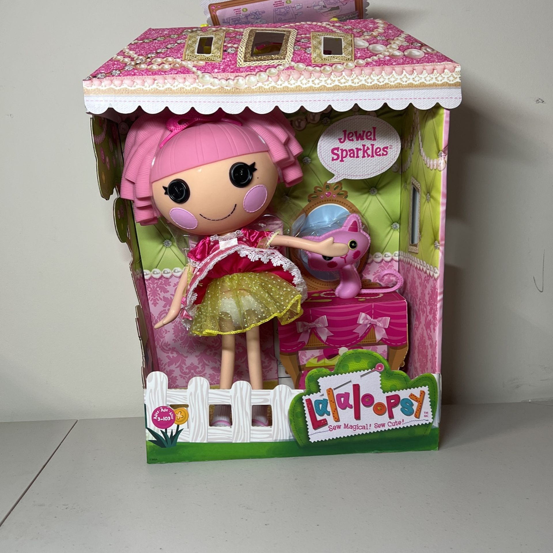 Lalaloopsy Jewel sparkles 