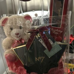 Women Valentine Day  Gift Set $50