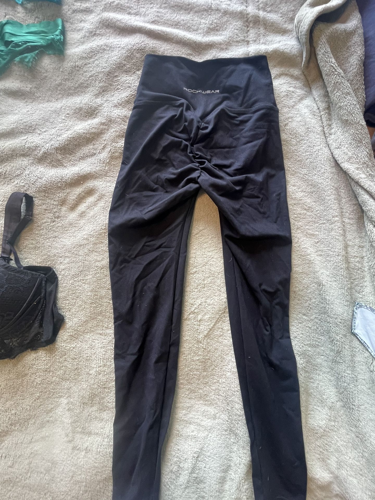 Women’s Clothes/lingerie
