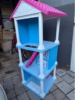 Doll house