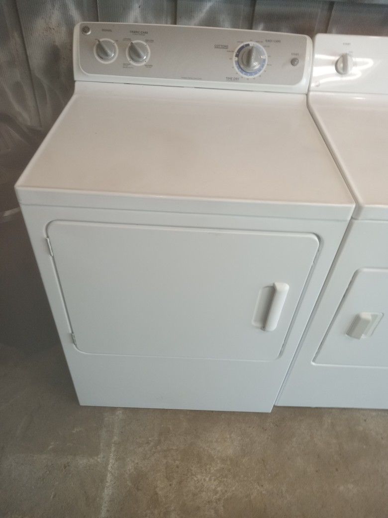 GE Super Capacity Plus Dryer
