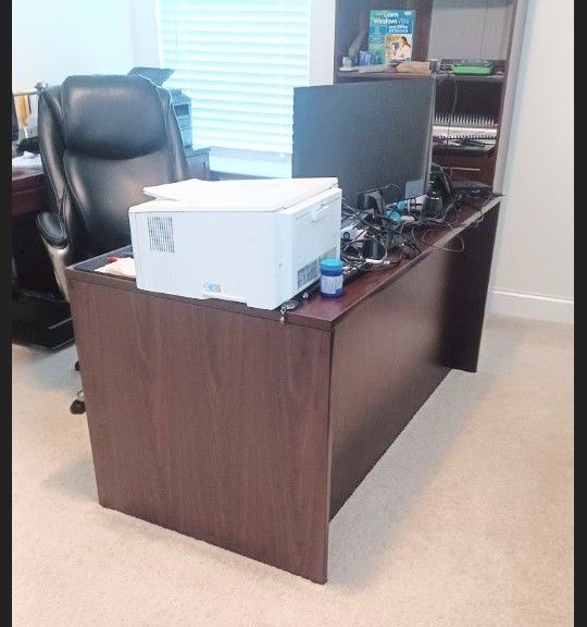 Office Desk Must go!