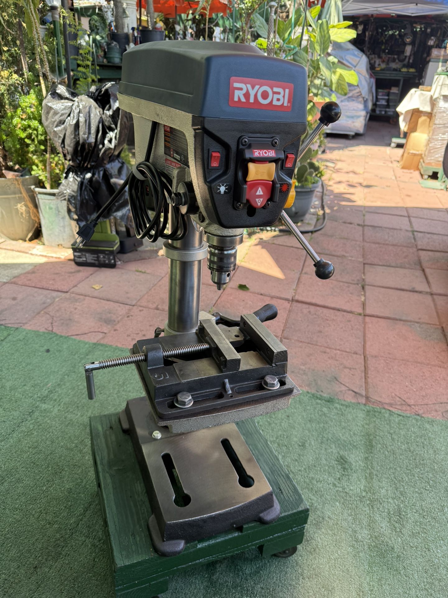 Ryobi DP102L 10" Drill Press