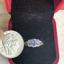 925 Sterling Silver W/ 3 Genuine Tanzanites Ring, Size 7 , Tested In Photos , Marked 925 W/C Diamond 💎, Beautiful!! 