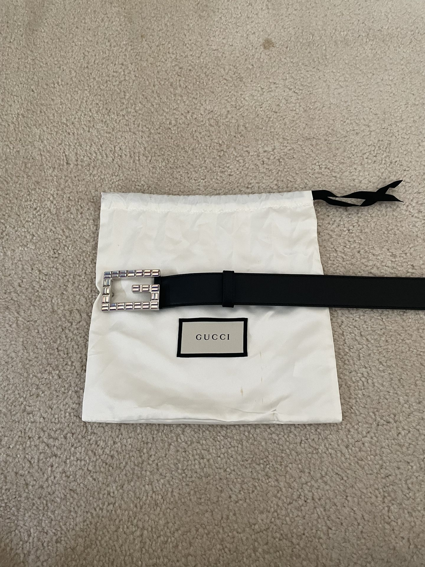 Women’s Gucci Madelyn Crystal G Buckle Leather Belt