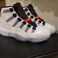 Air Jordan 11 Adapt