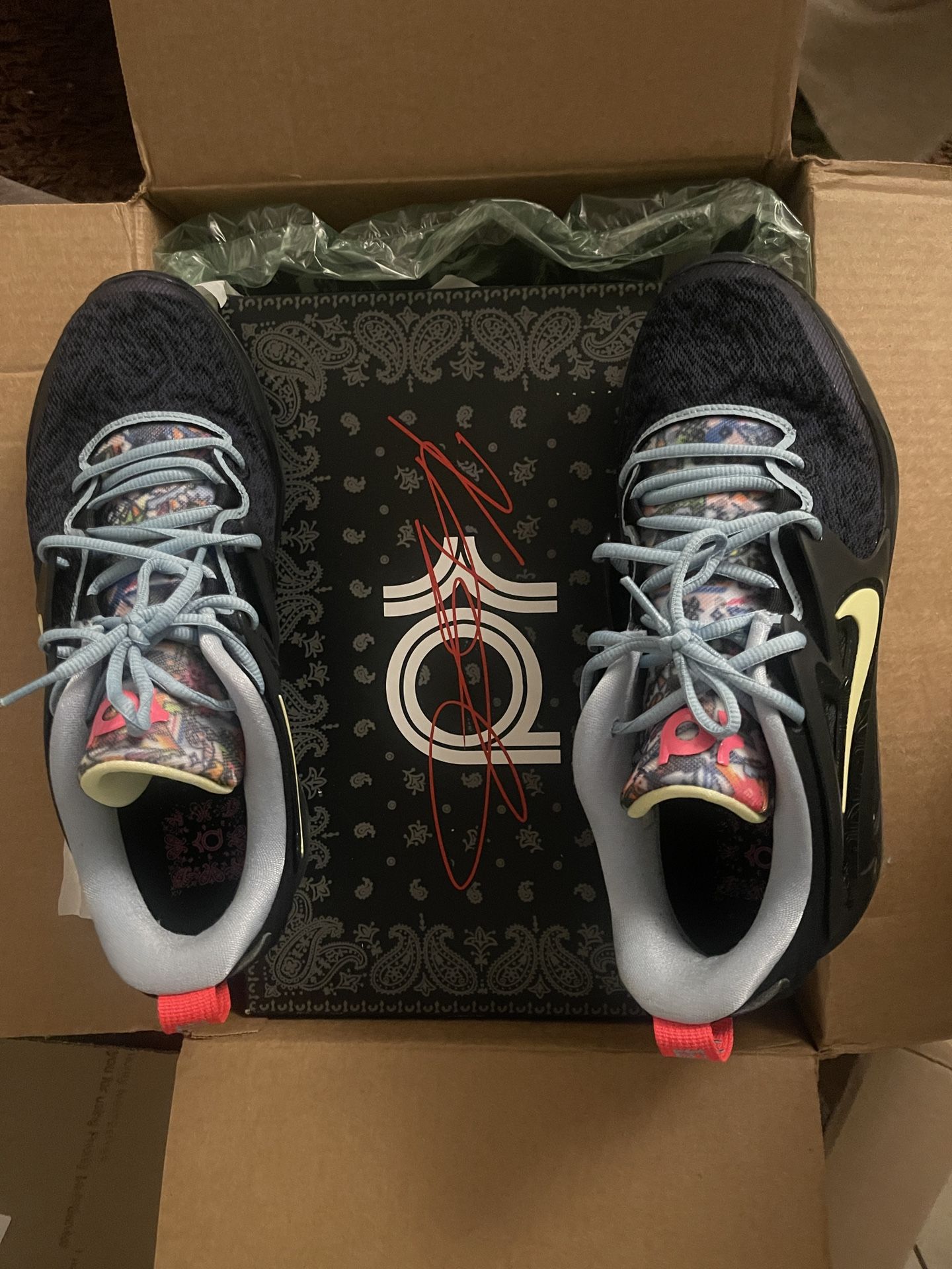 The Nike KD 15 Beginnings Men's Basketball Shoes in size 11
