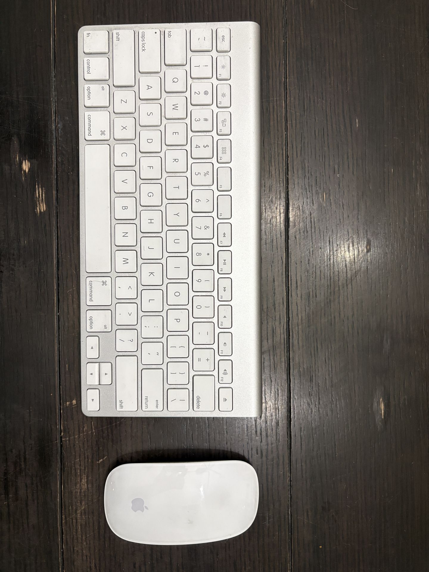 Apple wireless Keyboard And Mouse