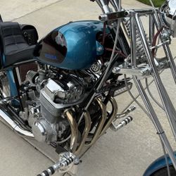 Custom Cruiser 1976 Honda 750  