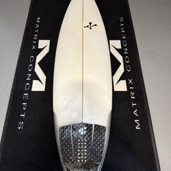 Chemistry Surfboard 5’11”
