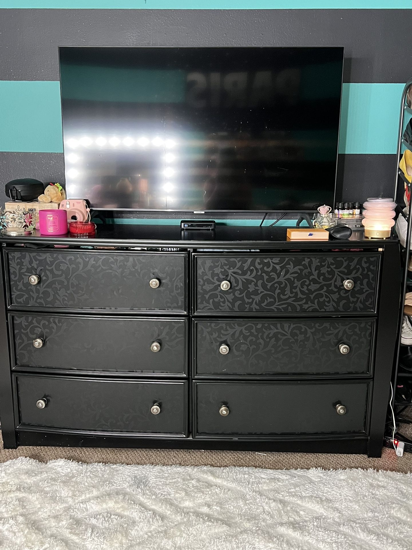 4 Piece Ashley Furniture Black Full size Bedroom Set