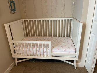 MCM Crib - French White