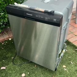 Frigidaire Dish Washer 