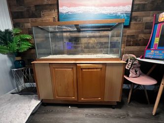 Fish tank 75 gal and stand all in one
