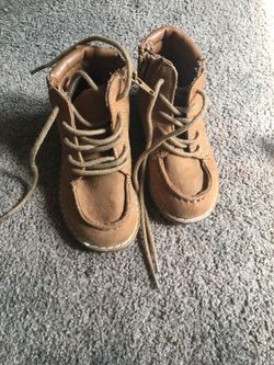 Brand new toddler boy boots