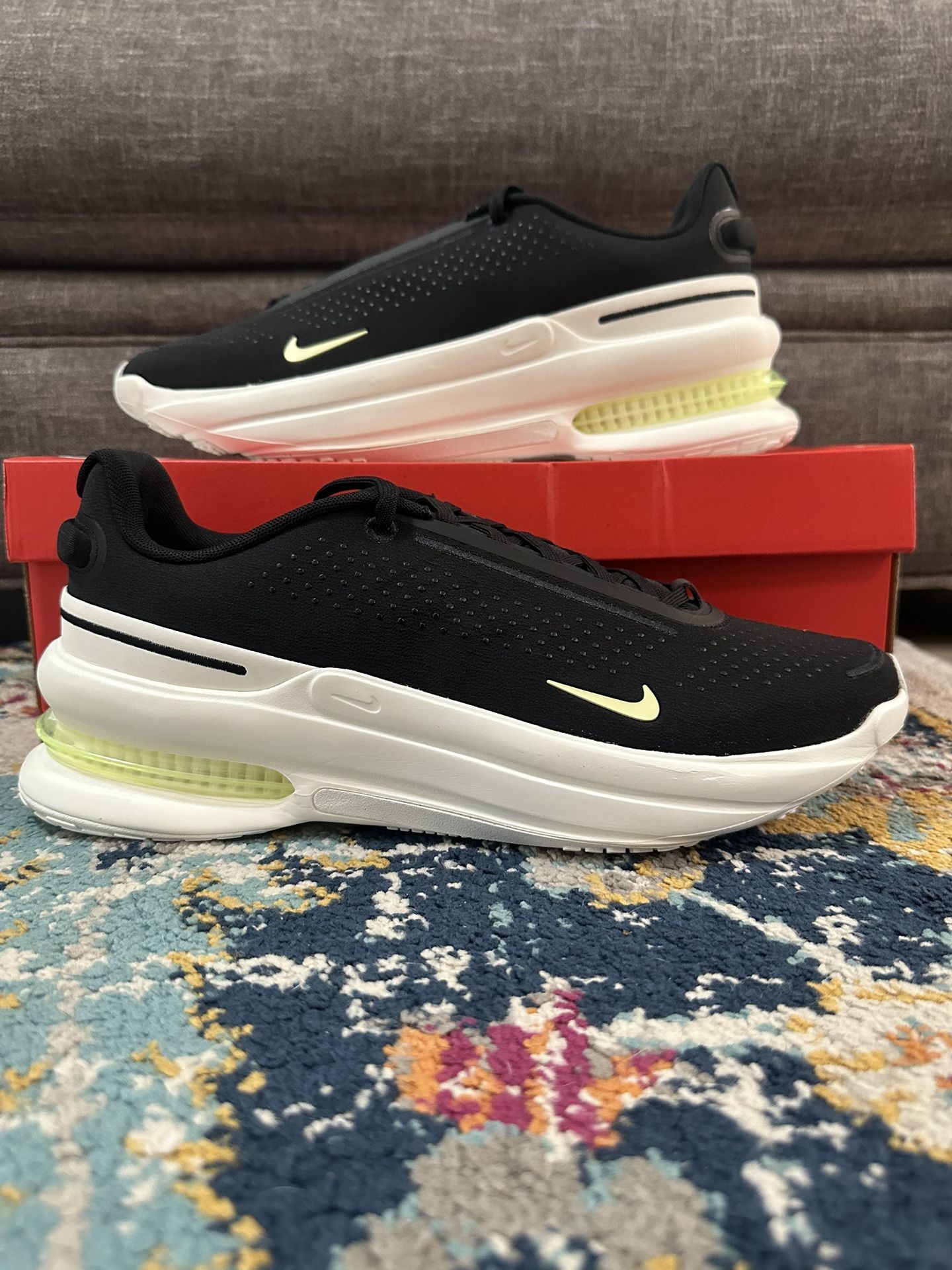 Nike Air Zoom Upturn SC “Black Life Lime”