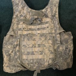 IOTV Gen 2 Plate Carrier Vest, UCP w/ Soft Armor