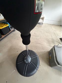 Kick machine