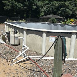 Pool Pump And Stairs Lots Of Extras