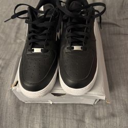 Nike Air Force 1 Men’s Sz 12 (Worn Literally Once) 