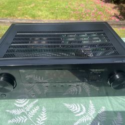 Pioneer AV Receiver - VSX-822
