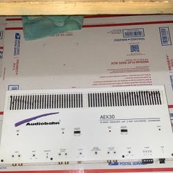 Audiobahn AEX-DUAL 30 BAND EQUALIZER WHIT 2 WAY ELECTRONIC CROSSOVER
