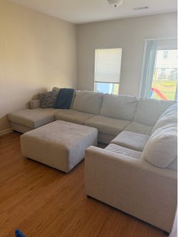 Sectional couch
