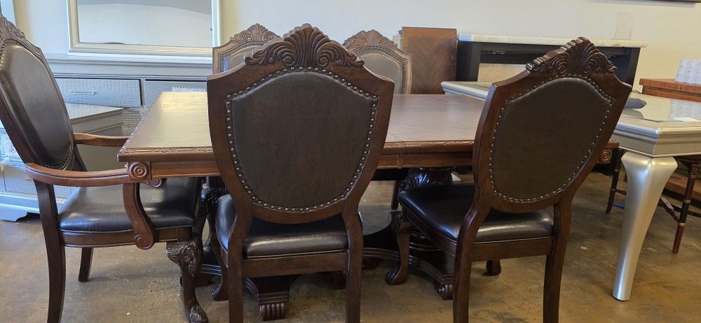 Dining Table Set