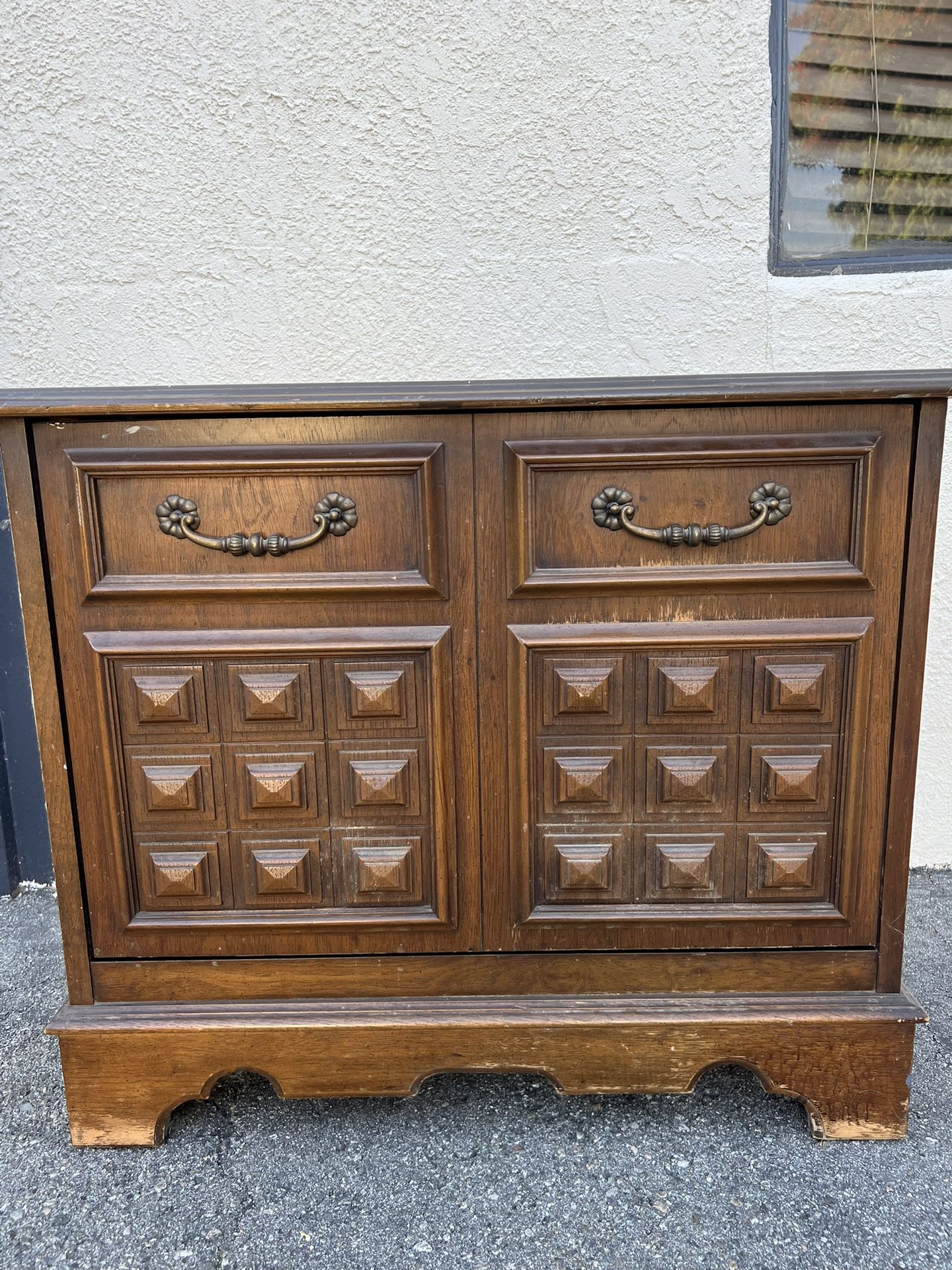 Mid Century Modern Lane Furniture Record Cabinet