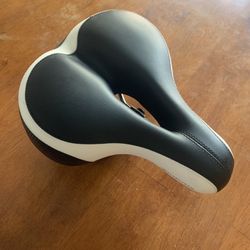New Wide Comfort Foam Bike Seat For MTB Hybrid Cruiser Or Road