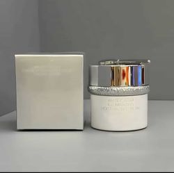 La Prairie White Caviar Illuminating Moisturizing Cream
