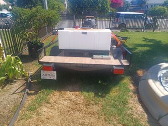 Flatbed Utility Trailer with Water Tank
