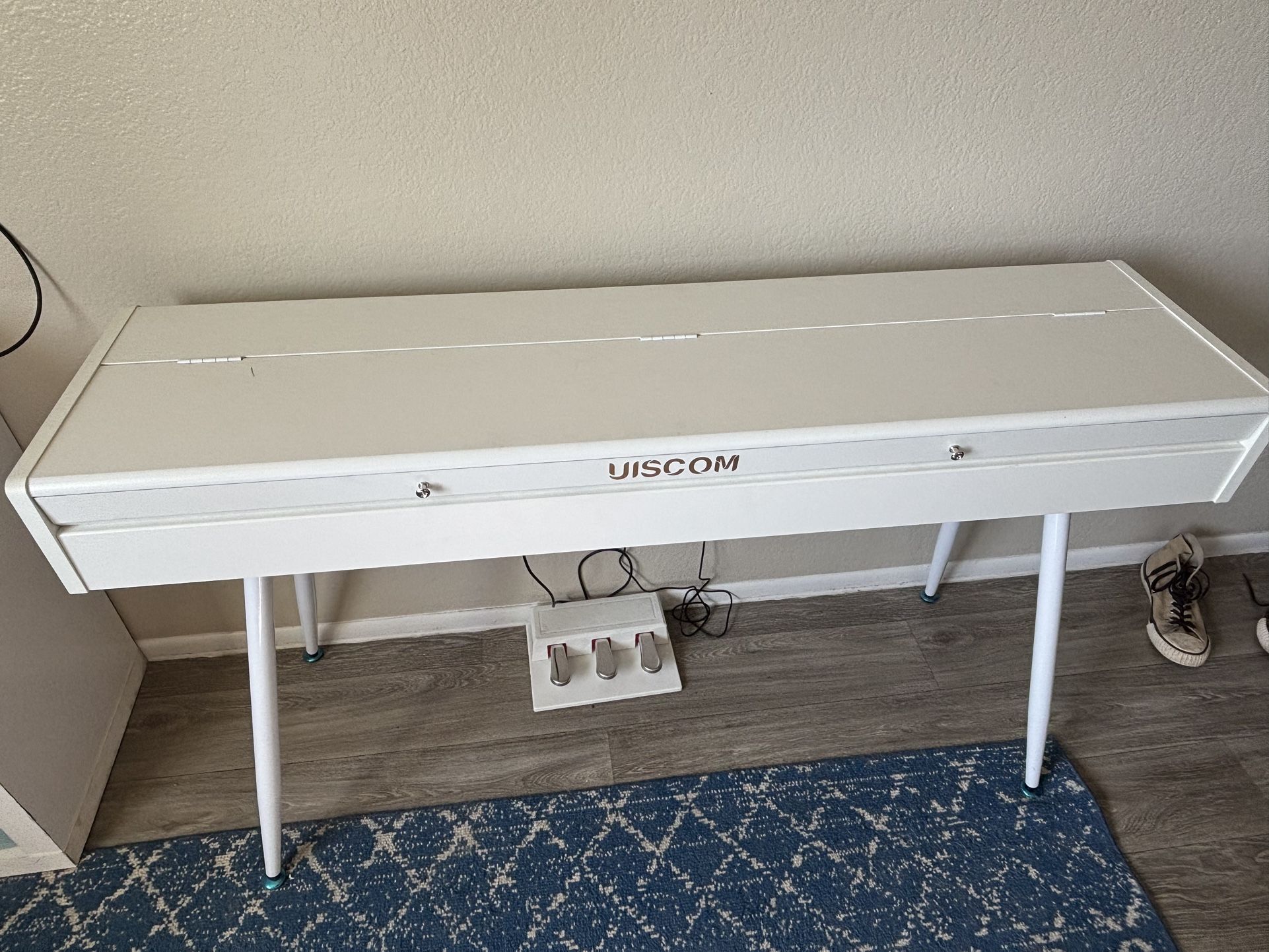 Key board piano